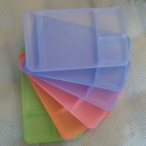 Set of 6 Tupperware Divided Cafeteria Style Trays